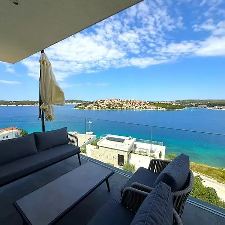 Aurea Lux - Exclusive Private And Infinity Pool *