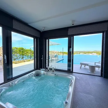 Villa Aurea Lux - Exclusive Private And Infinity Pool Podglavica