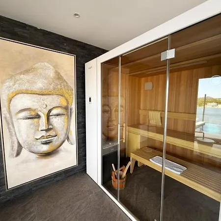 Villa Aurea Lux - Exclusive Private And Infinity Pool