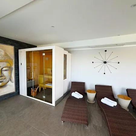 Aurea Lux - Exclusive Private And Infinity Pool Villa *