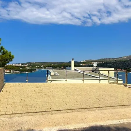 Villa Aurea Lux - Exclusive Private And Infinity Pool Podglavica