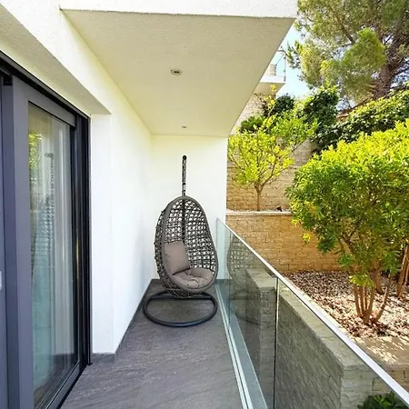 Aurea Lux - Exclusive Private And Infinity Pool Villa Podglavica