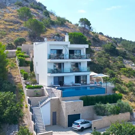 Aurea Lux - Exclusive Private And Infinity Pool Villa Podglavica