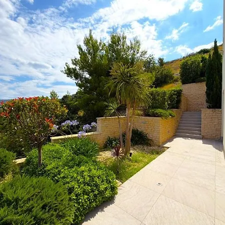 Aurea Lux - Exclusive Private And Infinity Pool Villa Podglavica